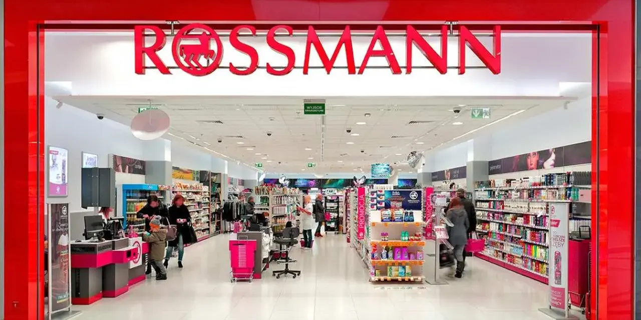 W którym Rossmanie można wywołać zdjęcia? Sprawdź wygodne lokalizacje