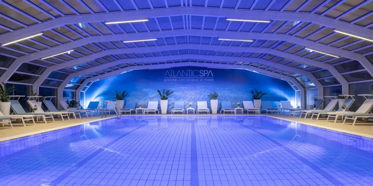 Hotel Atlantic Riccione: Guida Soggiorno Esclusivo & Benessere
