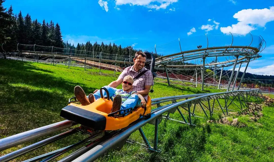 Czarna Góra atrakcje: Całoroczny hit Sudetów? Sprawdź!