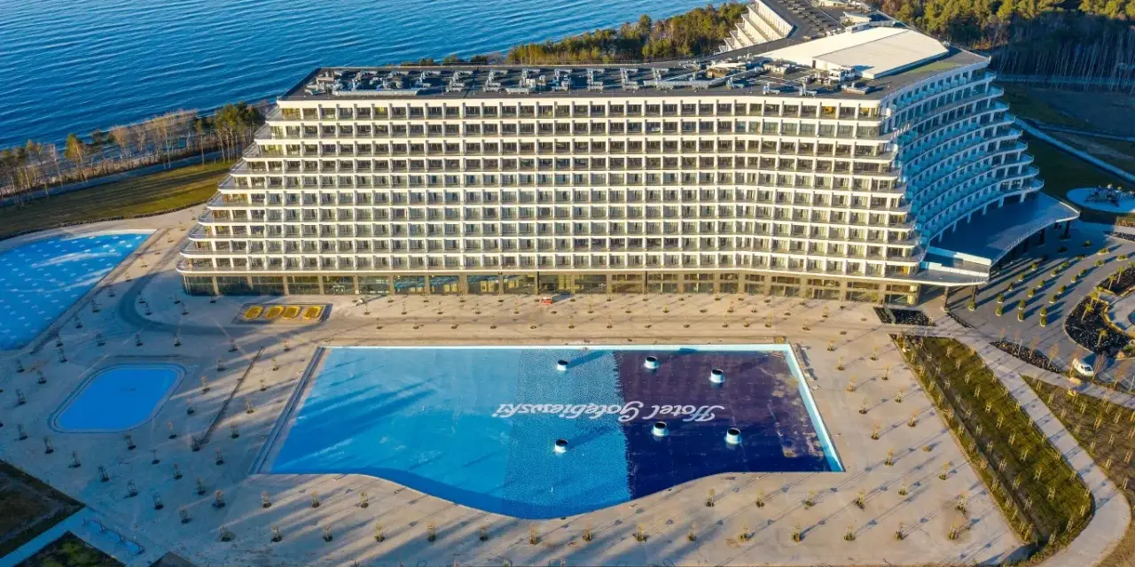 Hotel Gołębiewski Pobierowo: Otwarcie 2026? Sprawdź najnowsze!