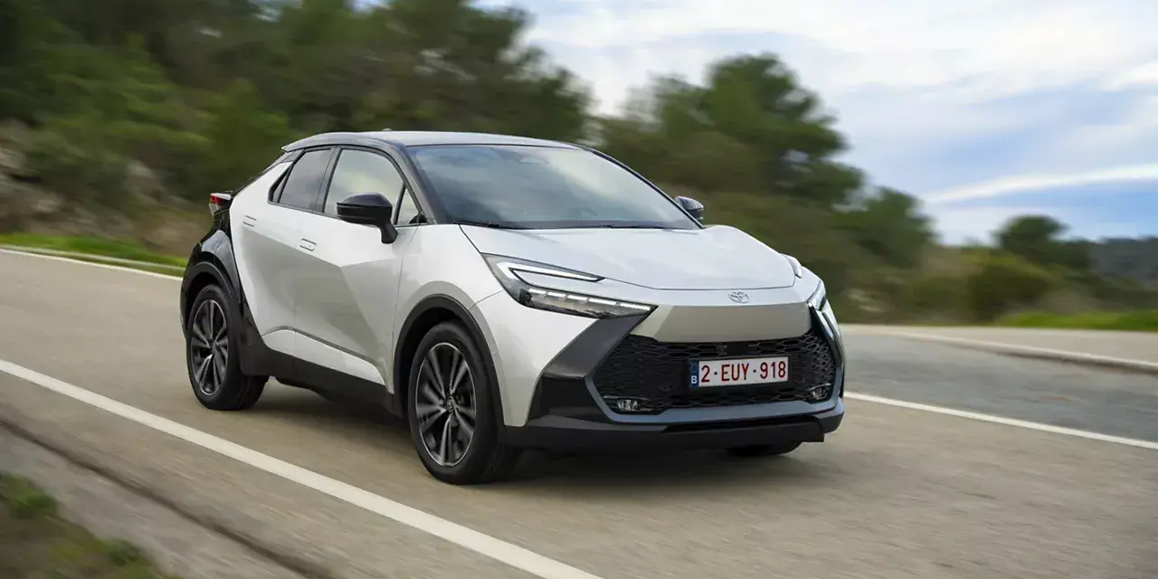 Ile kosztuje Toyota hybryda? Ceny, porównania i oferty promocyjne