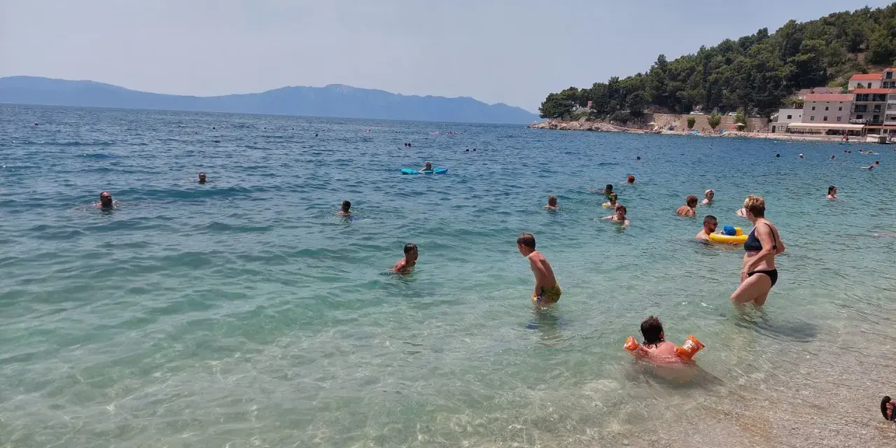 Chorwacja autokarem z jakim biurem - najlepsze oferty i porady