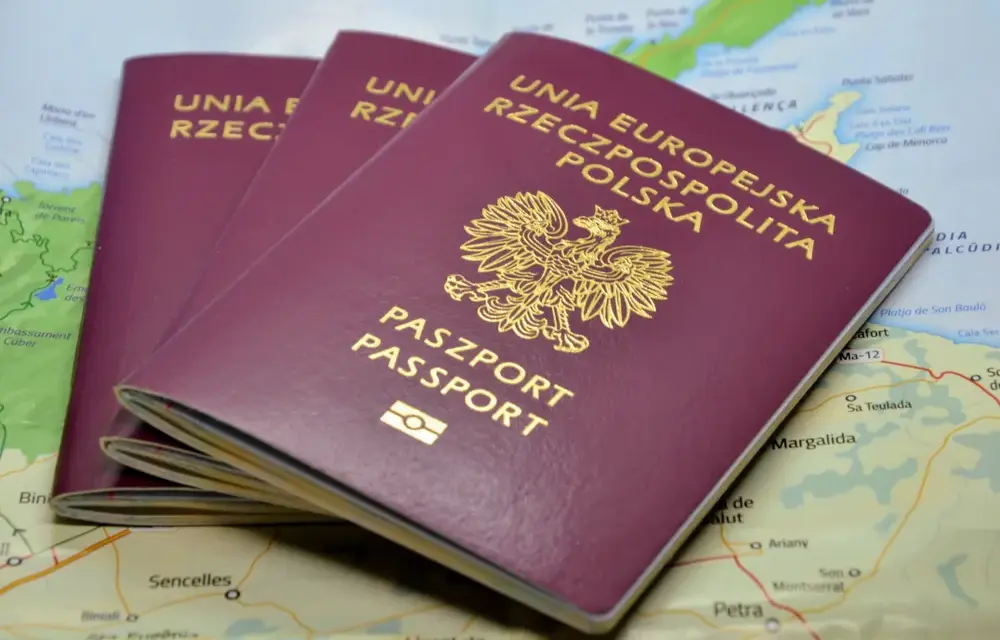 Paszport co to – kluczowe informacje o dokumencie tożsamości