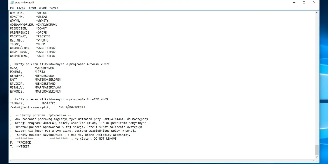 Lista skrótów autocad z podziałem na wersje programu i sekcję użytkownika.
