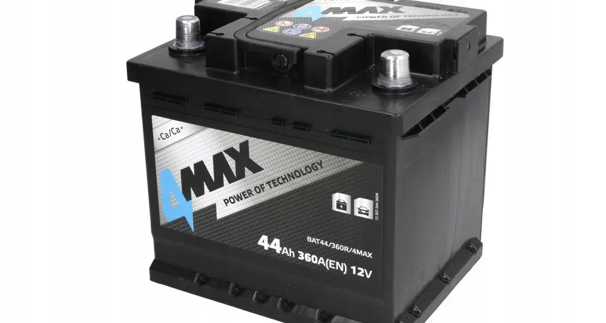 Akumulator MAX 44Ah 360A(EN) 12V. Dobry wybór, jaki akumulator do c360? Ten model zapewni moc.
