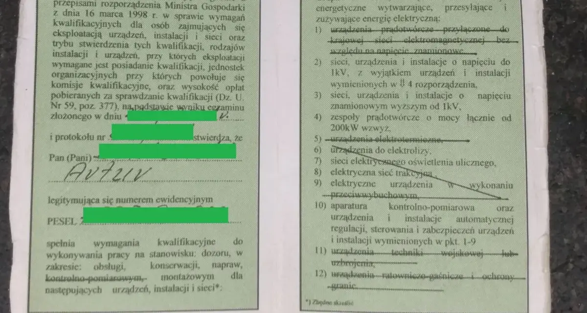 Dokument potwierdza kwalifikacje zawodowe sep g1. Wpisano nazwisko i PESEL.