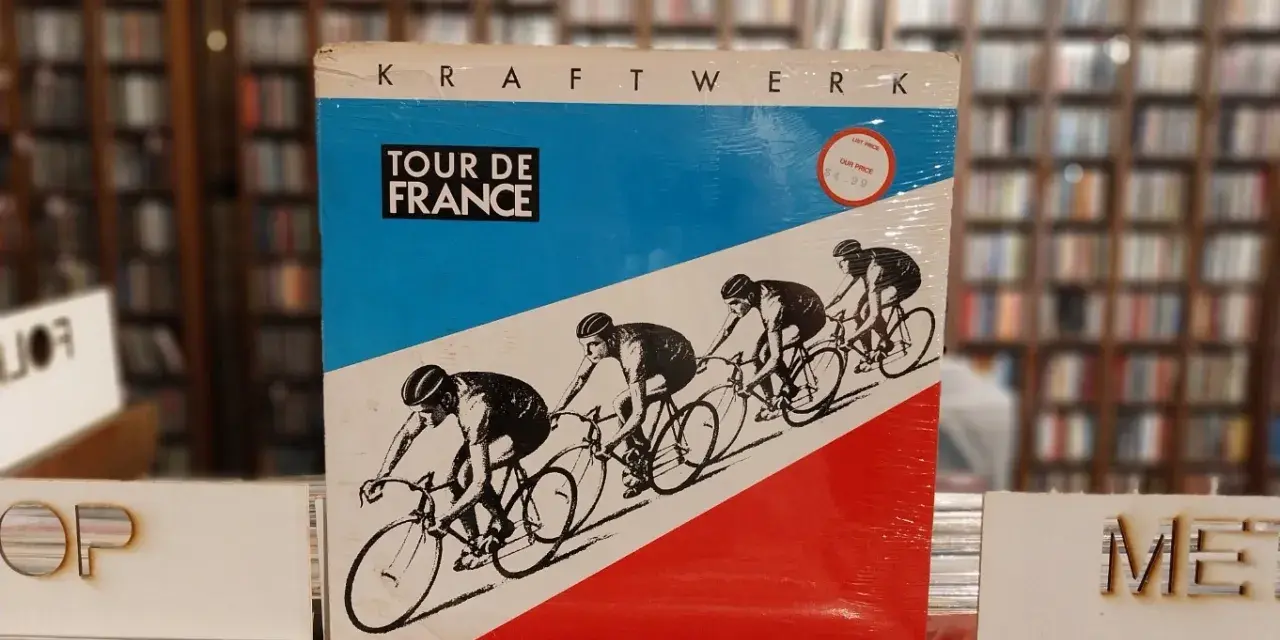 Kraftwerk Tour de France na winylu, z kolarzami w ruchu. Klasyka muzyki elektronicznej w sklepie z płytami.