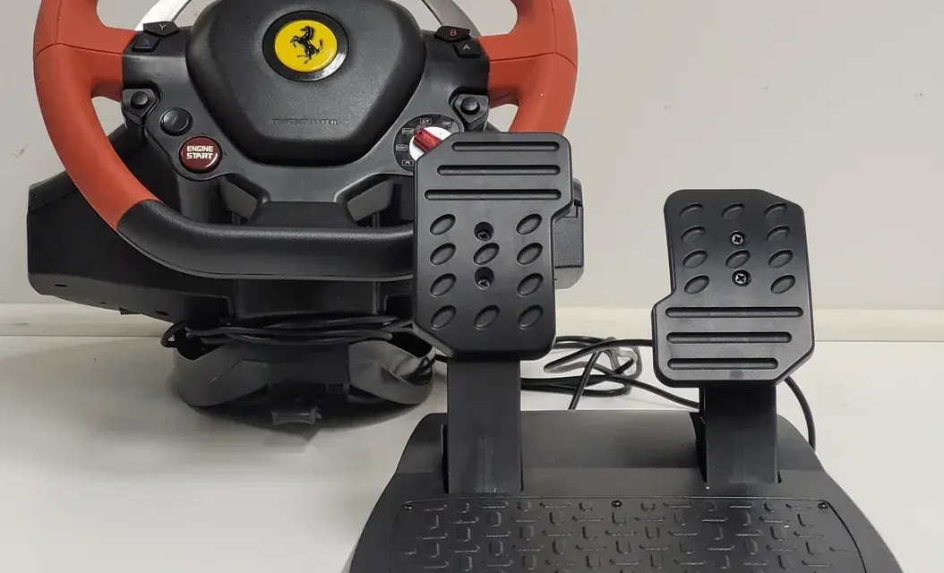 Thrustmaster Ferrari 458 Spider jakie gry - uniknij problemów z kompatybilnością