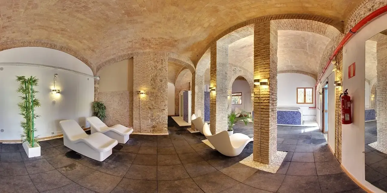 Hotel Balneario Montanejos: Salud, relax y aventura en aguas únicas