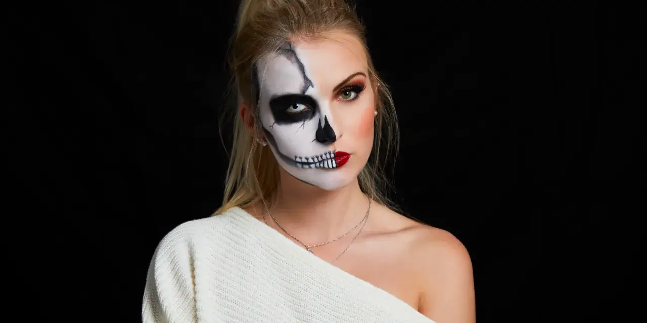 Unvergessliches Halloween Make-up: Trends, Anleitungen & Produkte