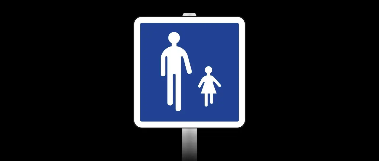 Panneau bleu indiquant la réglementation marche sur route : un adulte et un enfant.