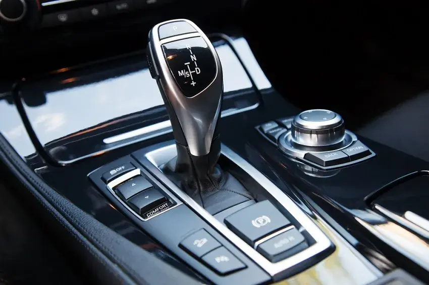 Czy można holować automat BMW bez ryzyka uszkodzenia skrzyni biegów?