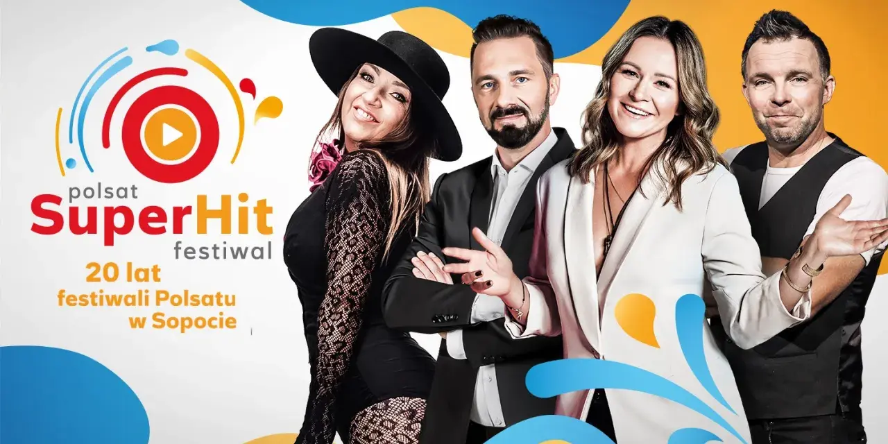 Polsat SuperHit Festiwal: 20 lat festiwali Polsatu w Sopocie. Uśmiechnięci prowadzący i artystka w kapeluszu.