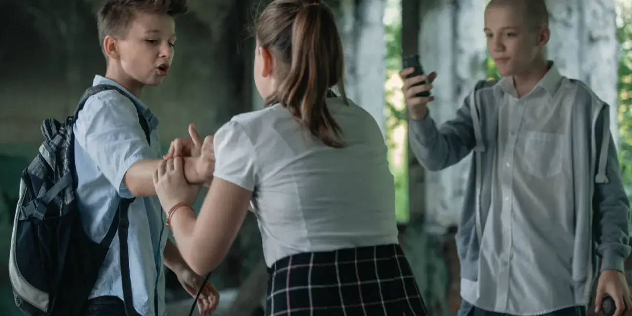 Plac zabaw film czym inspirowany – dramatyczna prawda za fabułą