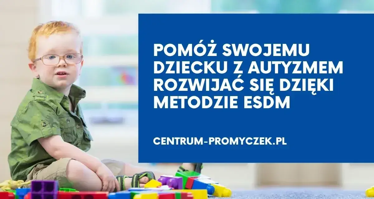 Chłopiec z autyzmem rozwija się dzięki skutecznej terapii metodą ESDM. Kolorowe klocki zachęcają do zabawy i nauki.