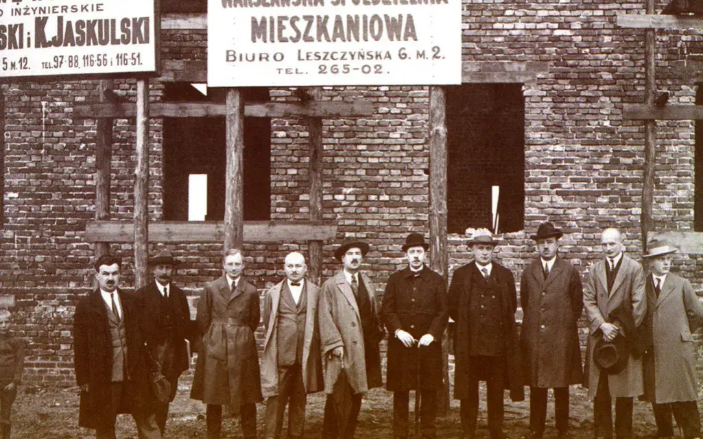 Spółdzielnia mieszkaniowa co to jest? Kluczowe informacje i funkcje