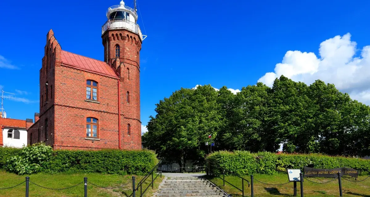 Łeba czy Ustka – wybierz idealne miejsce na wakacje dla siebie