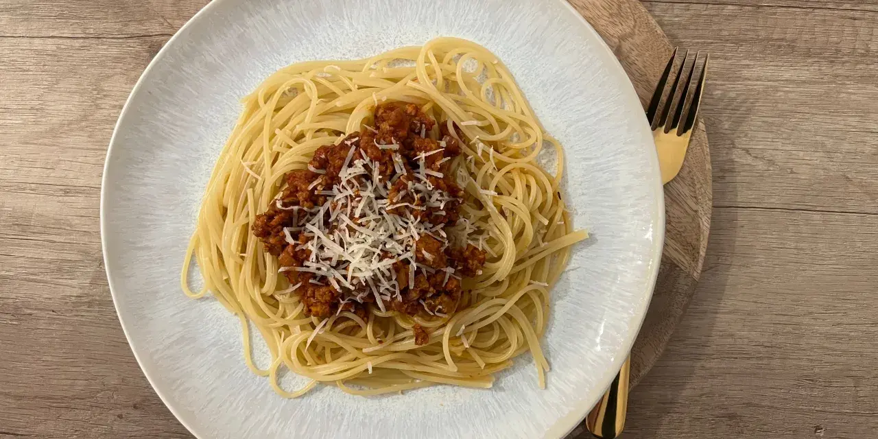 Idealne spaghetti z passaty? Zrób je w 20 minut! Prosty przepis.