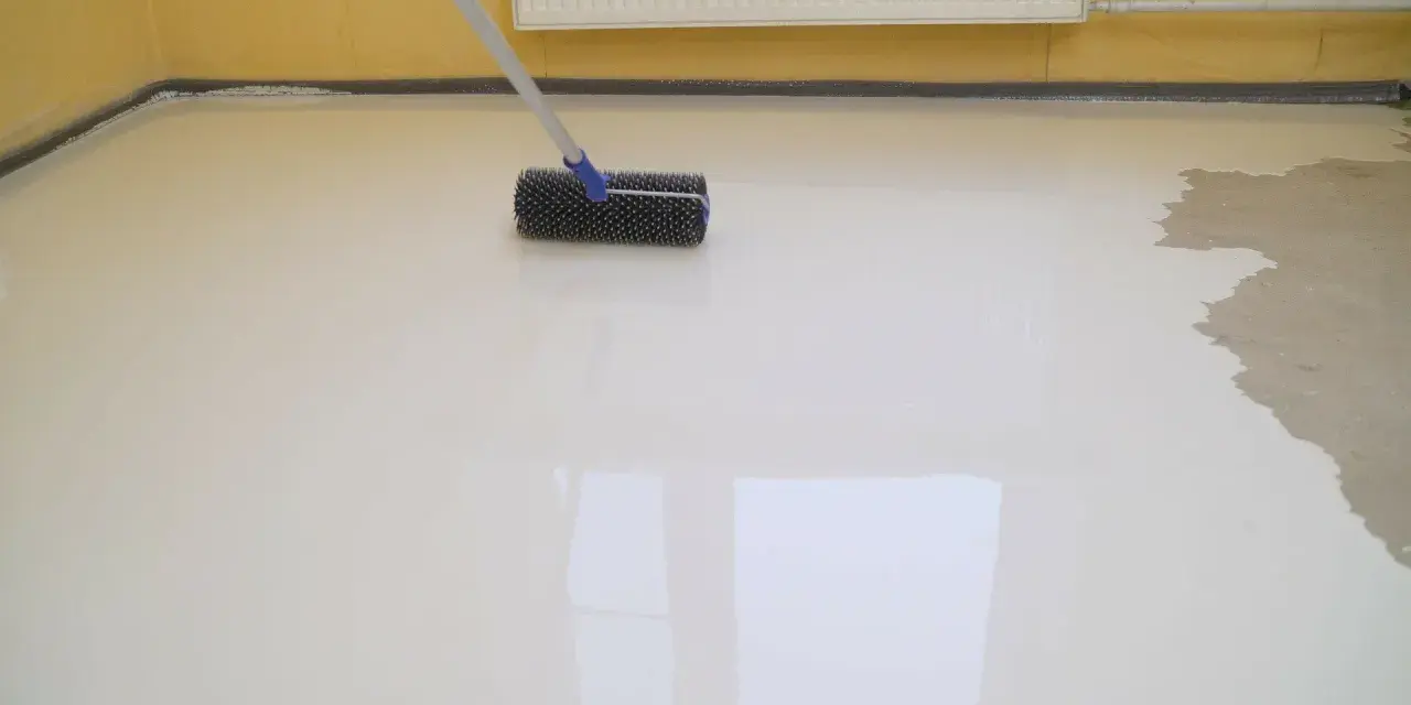 Ile schnie wylewka samopoziomująca szybkoschnąca? Sprawdź to!