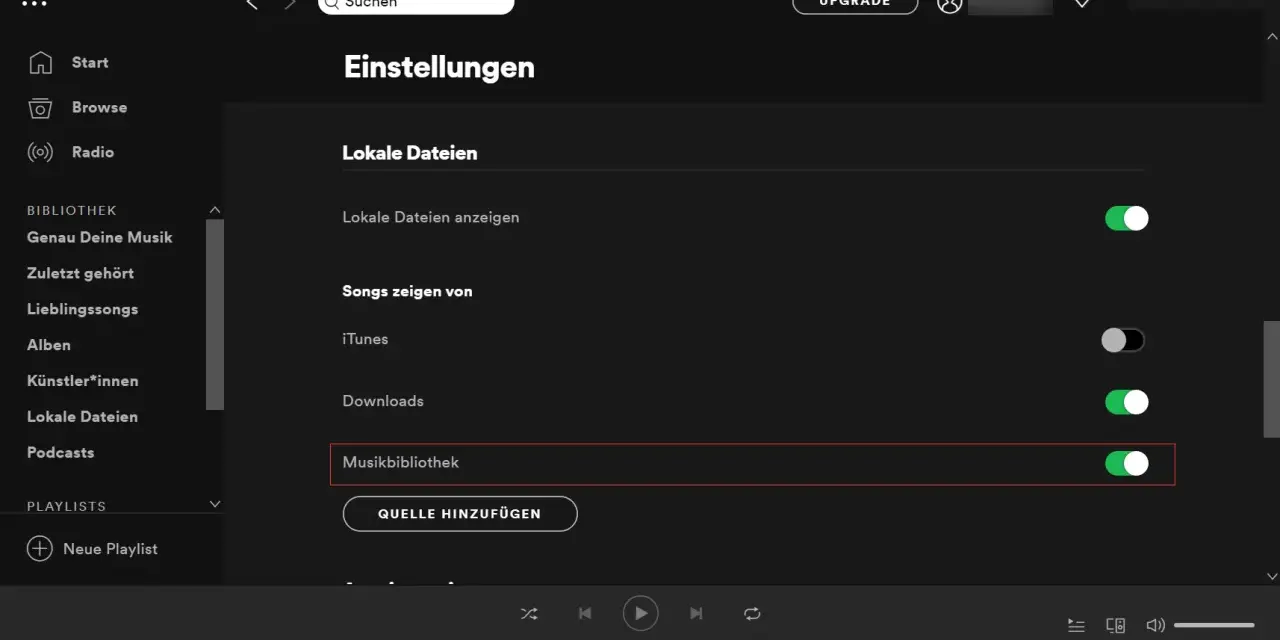 Spotify Einstellungen: Lokale Dateien anzeigen, Songs von iTunes & Downloads, Musikbibliothek aktivieren. Quelle hinzufügen.