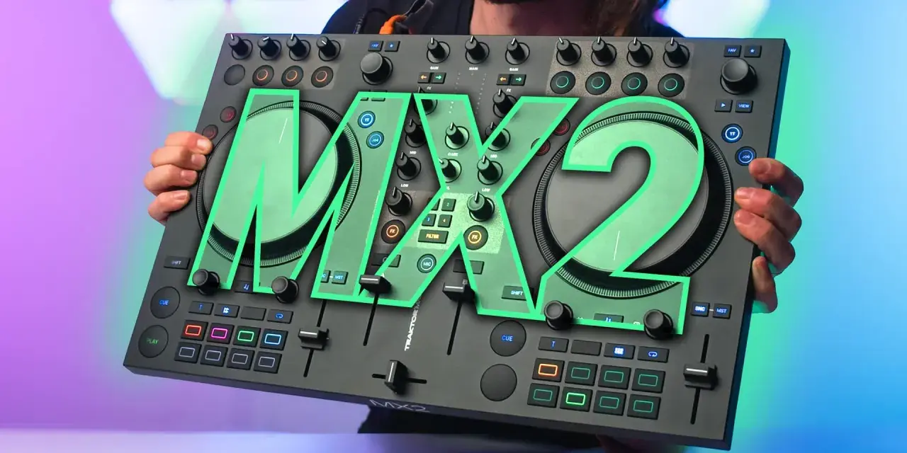 DJ kontroler Traktor Kontrol S2 MK2 z zielonym napisem MX2.