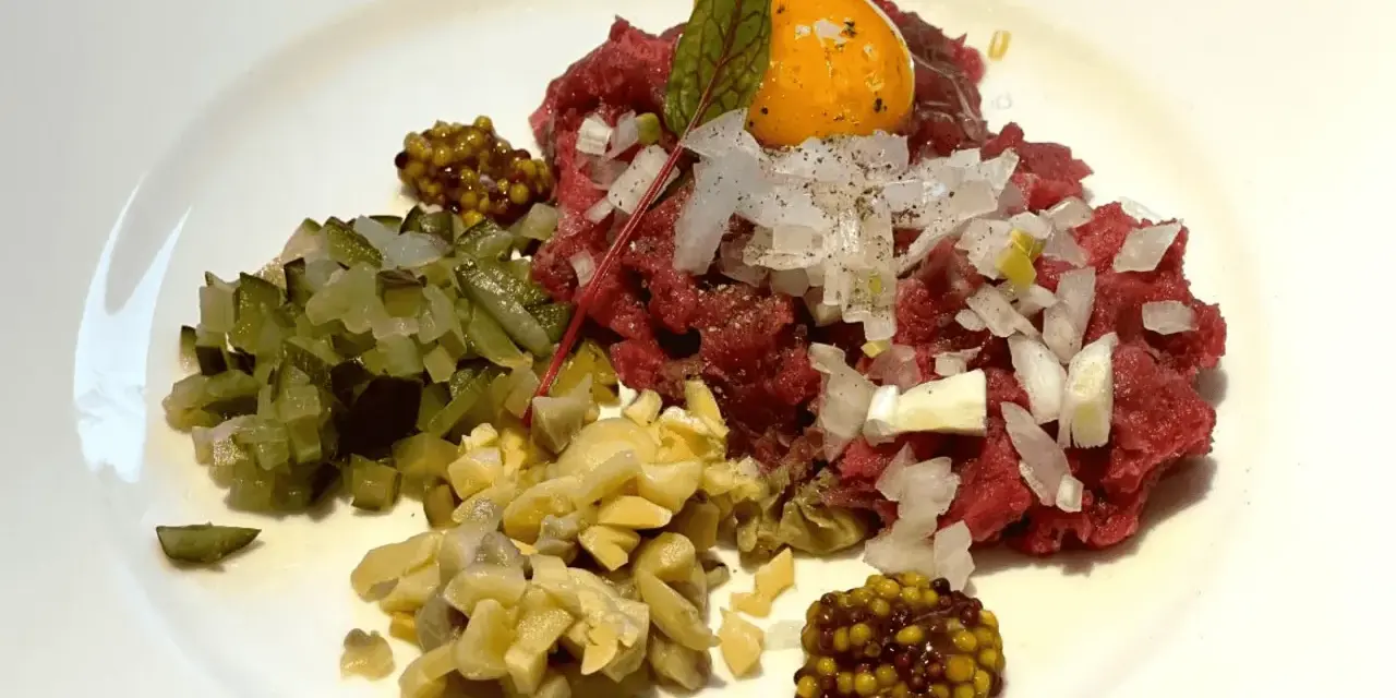 Gdzie zjeść w Stroniu Śląskim? Odkryj najlepsze restauracje i dania