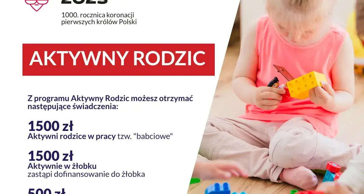 Program Aktywny Rodzic oferuje 1500 zł na "babciowe" dla aktywnych rodziców. Dzieci bawią się klockami.