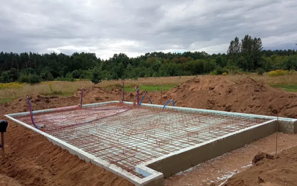 Jaki fundament pod dom szkieletowy 35m2 - uniknij kosztownych błędów