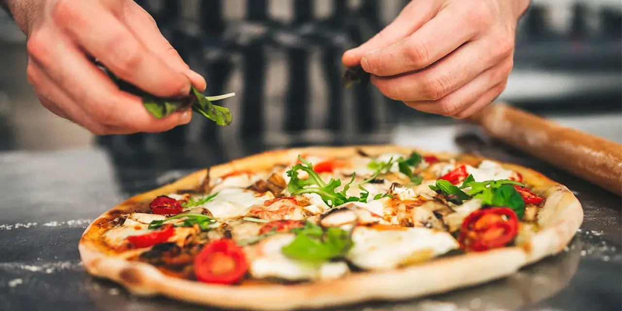 Masa de pizza: Recetas creativas saladas y dulces que te sorprenderán