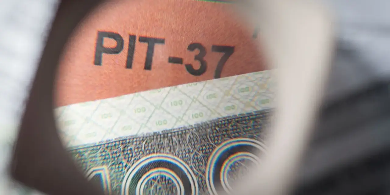 PIT-11: Czy musisz się rozliczyć? Uniknij błędów i zyskaj zwrot!