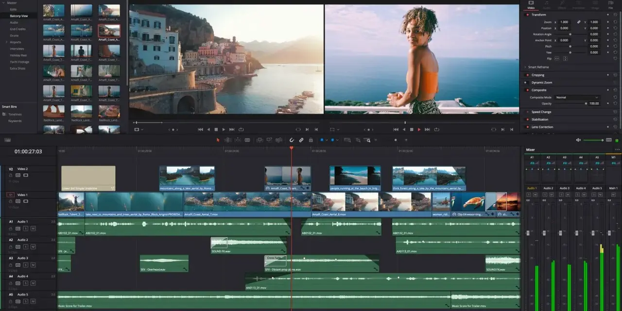 Darmowy program do montowania filmów, gdzie tworzysz wakacyjne wideo. Widok edycji z klipami wideo i ścieżkami audio.