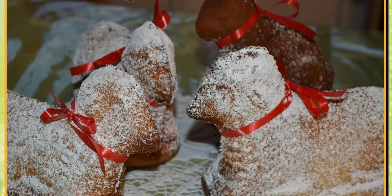 Lamala de Pâques, une recette de grand-mère pour un dessert festif. Ces agneaux en gâteau, saupoudrés de sucre glace et ornés de rubans rouges, évoquent la tradition.