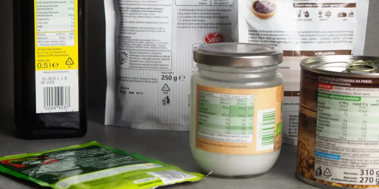 Catering „Wiesz co jesz”: Jak wybrać dietę z czystą etykietą?