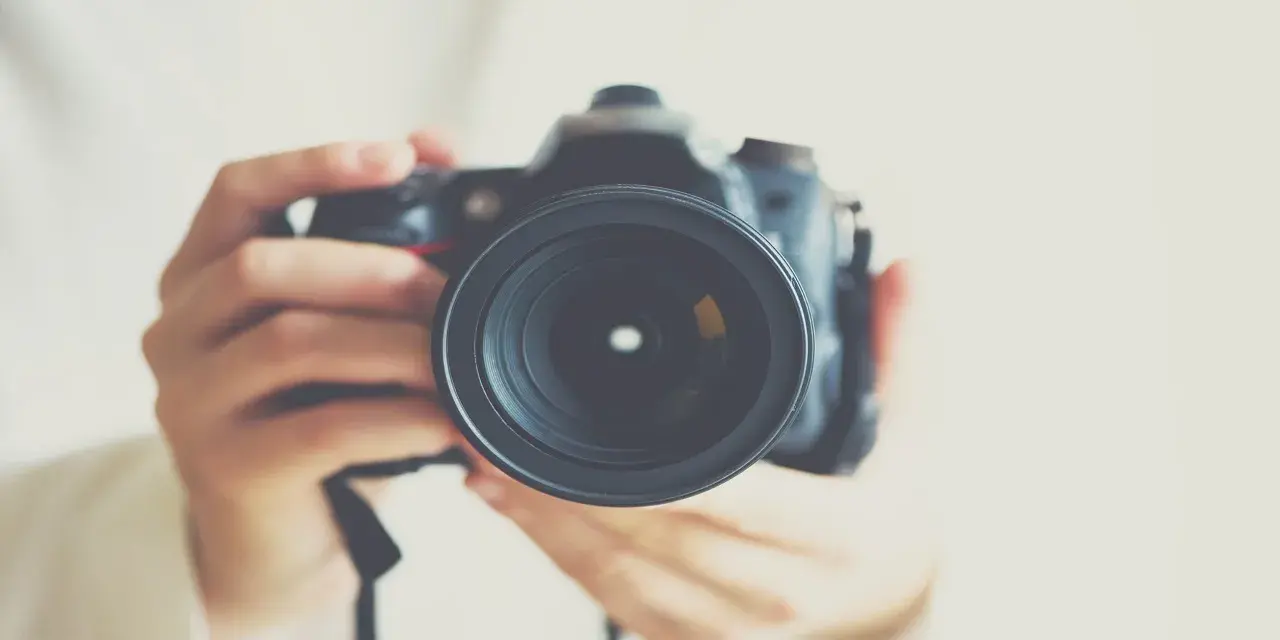 Jak zostać fotografem mody - kluczowe kroki do sukcesu w branży