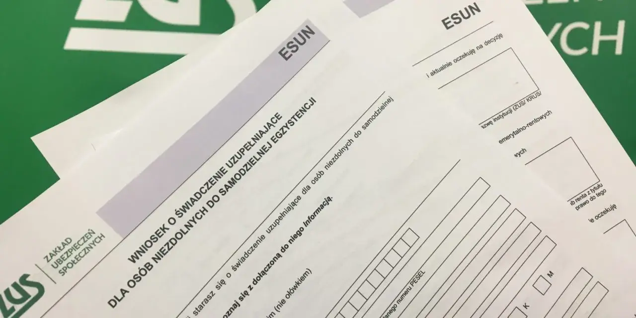 Formularz ZUS: wniosek o świadczenie uzupełniające dla osób niezdolnych do samodzielnej egzystencji. Tabela świadczenie wspierające 2026.