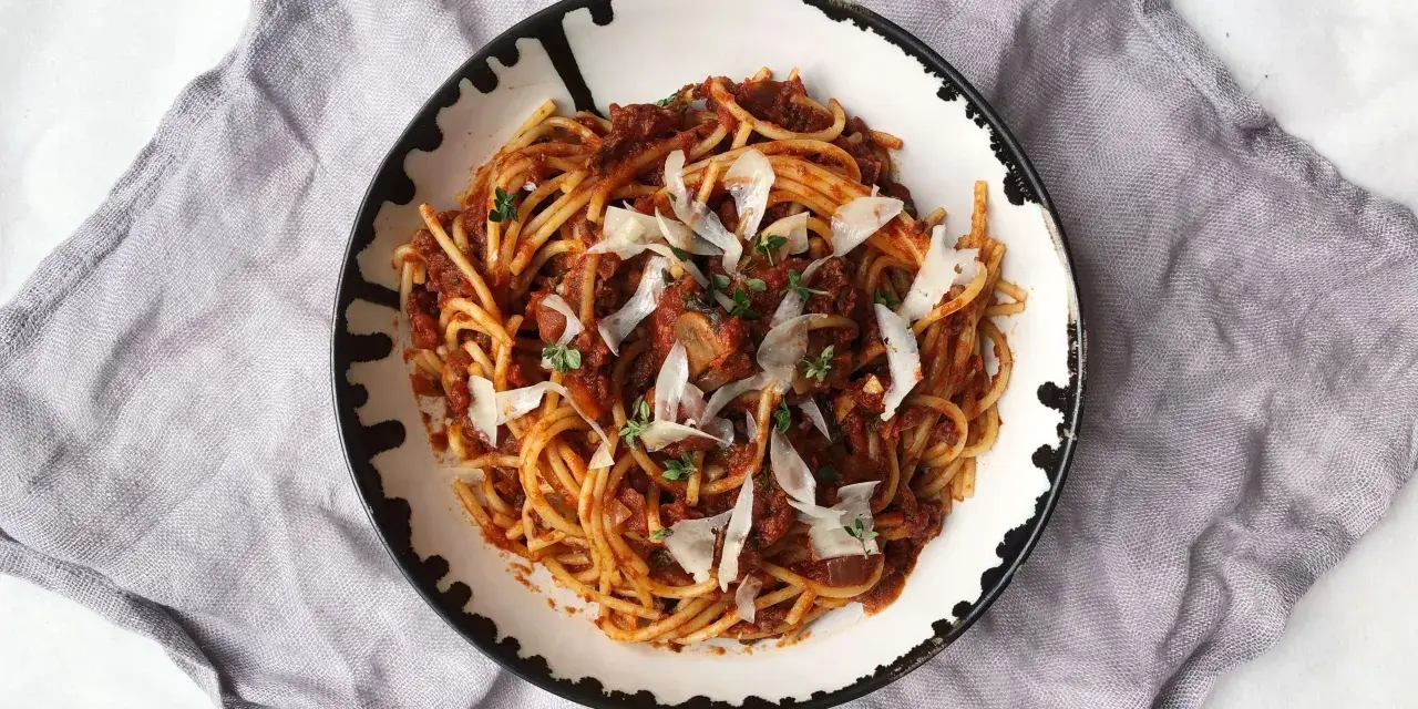 Prawdziwe ragù alla bolognese: przepis bez mitów i błędów