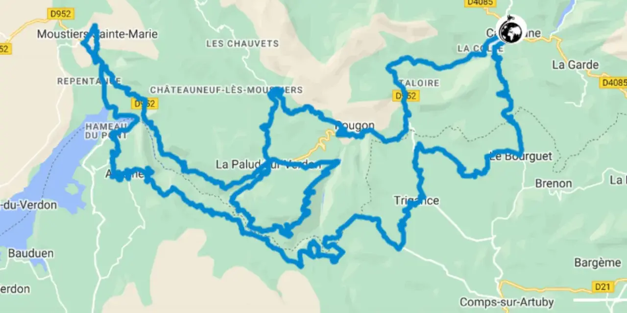 Mappa con itinerari moto Francia, un percorso tortuoso tra Moustiers-Sainte-Marie e Trigance, attraverso gole e villaggi pittoreschi.