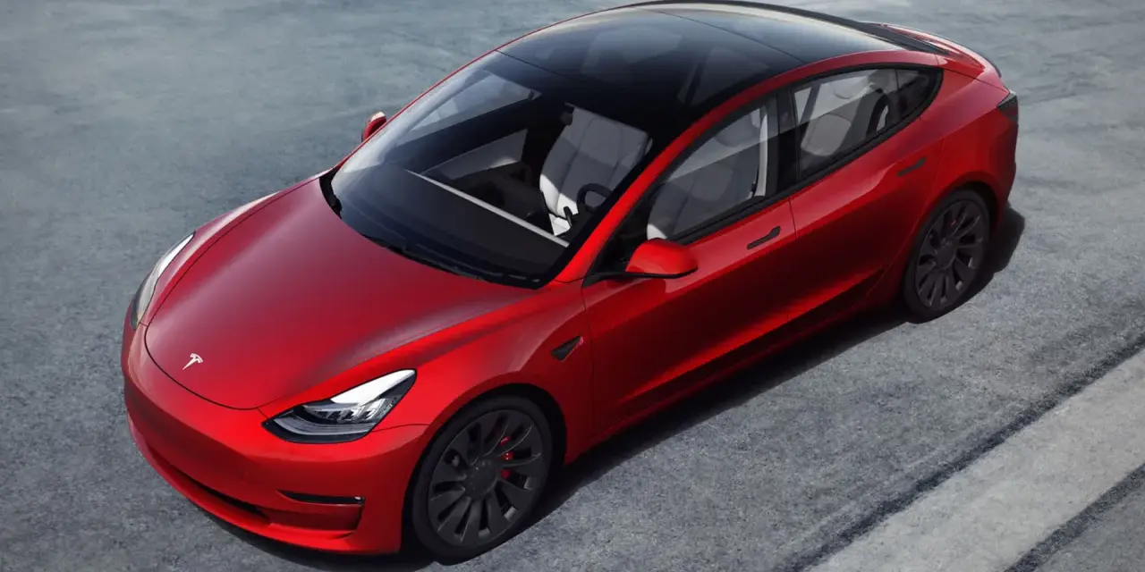 Ile kosztuje samochód elektryczny Tesla? Odkryj ceny i opcje dostępne