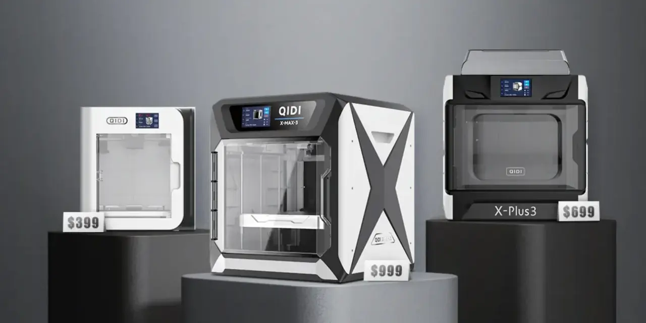 Trzy drukarki 3D QIDI: biała za $399, czarno-biała X-MAX-3 za $999 i X-Plus3 za $699. Informacje o cenach.