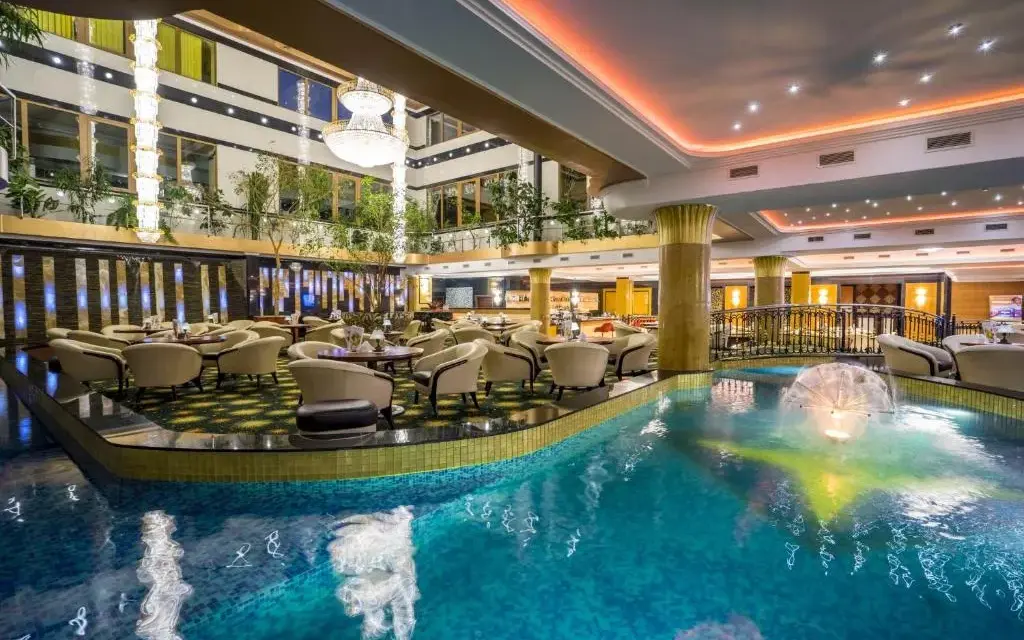 Ile kosztuje nocleg w hotelu Gołębiewski? Ceny i porady na pobyt