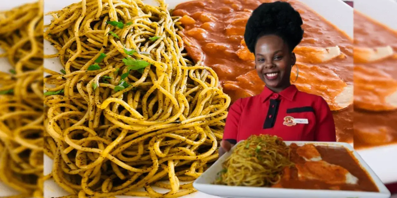 Mujer sonriente con plato de sopa seca y carapulcra.