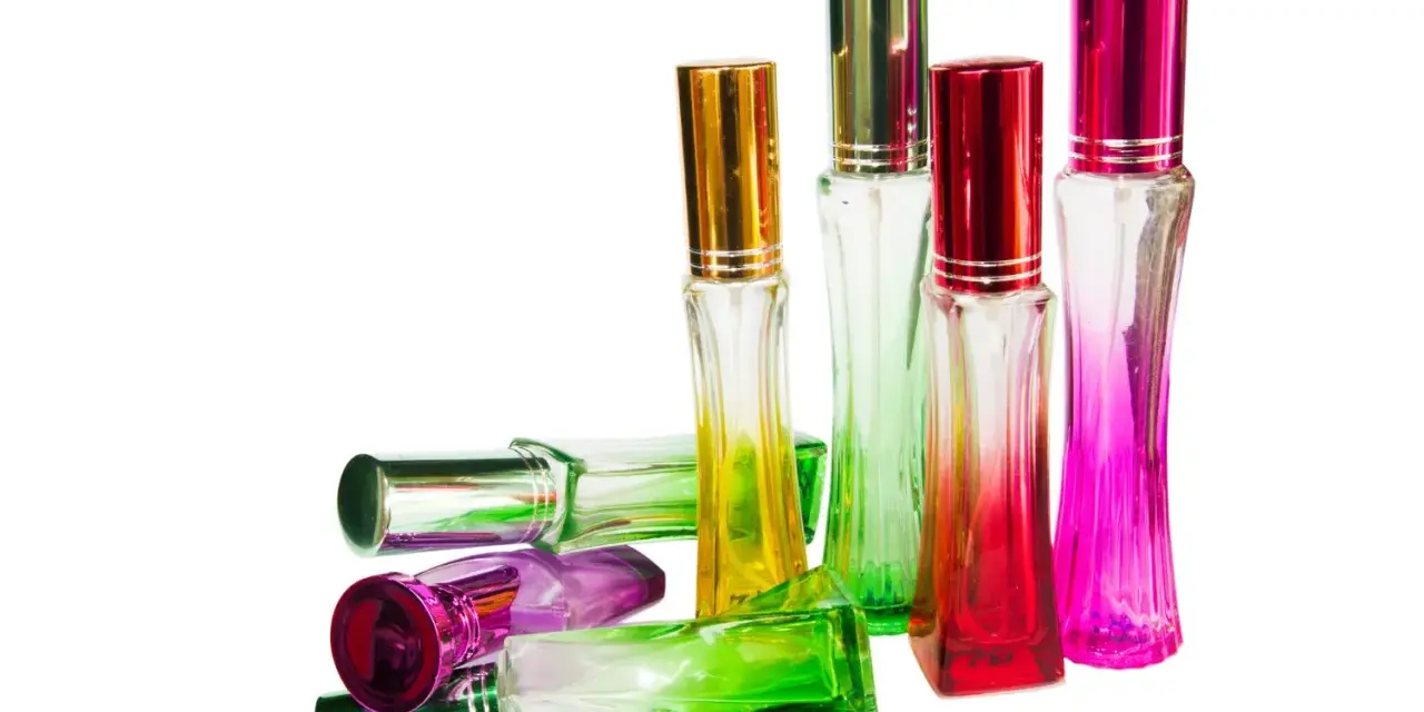 Feromony w perfumach: Skuteczność? Liczy się pewność siebie!
