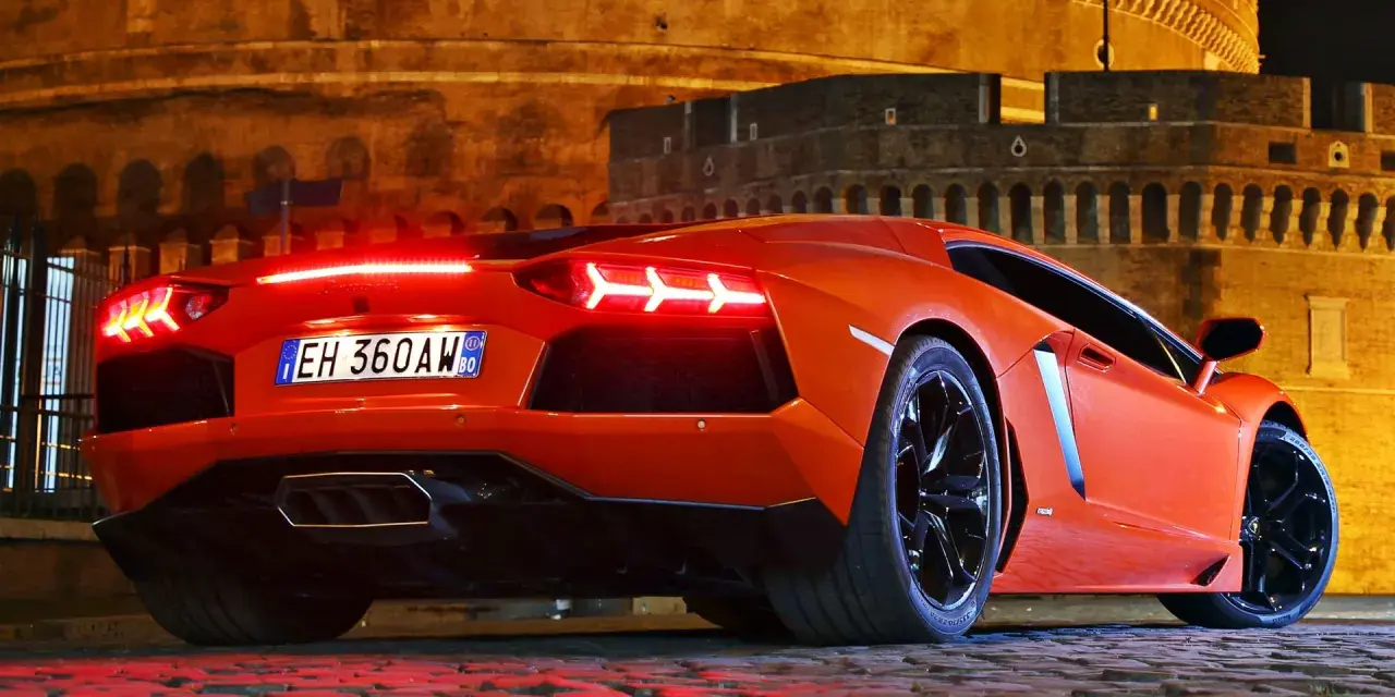 Ile kosztuje Lamborghini Aventador? Ceny i czynniki wpływające na wartość