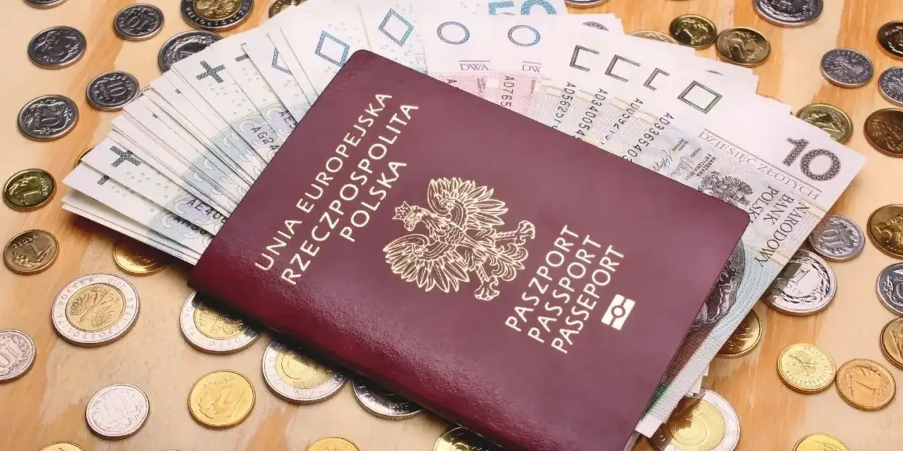 Ile kosztuje wymiana paszportu po utracie ważności? Sprawdź opłaty i ulgi