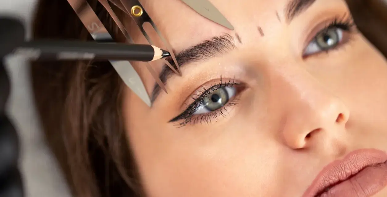 Preise für Permanent Make-up Augenbrauen: Was Sie wirklich zahlen müssen