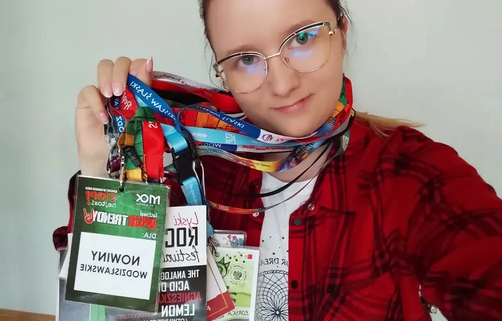 Jak zdobyć akredytację fotografa: uniknij najczęstszych błędów