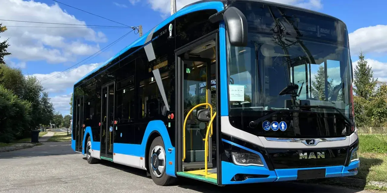 Nowy autobus MAN w Zamościu. Sprawdź zamość mzk rozkład jazdy, by poznać trasy i godziny odjazdów.