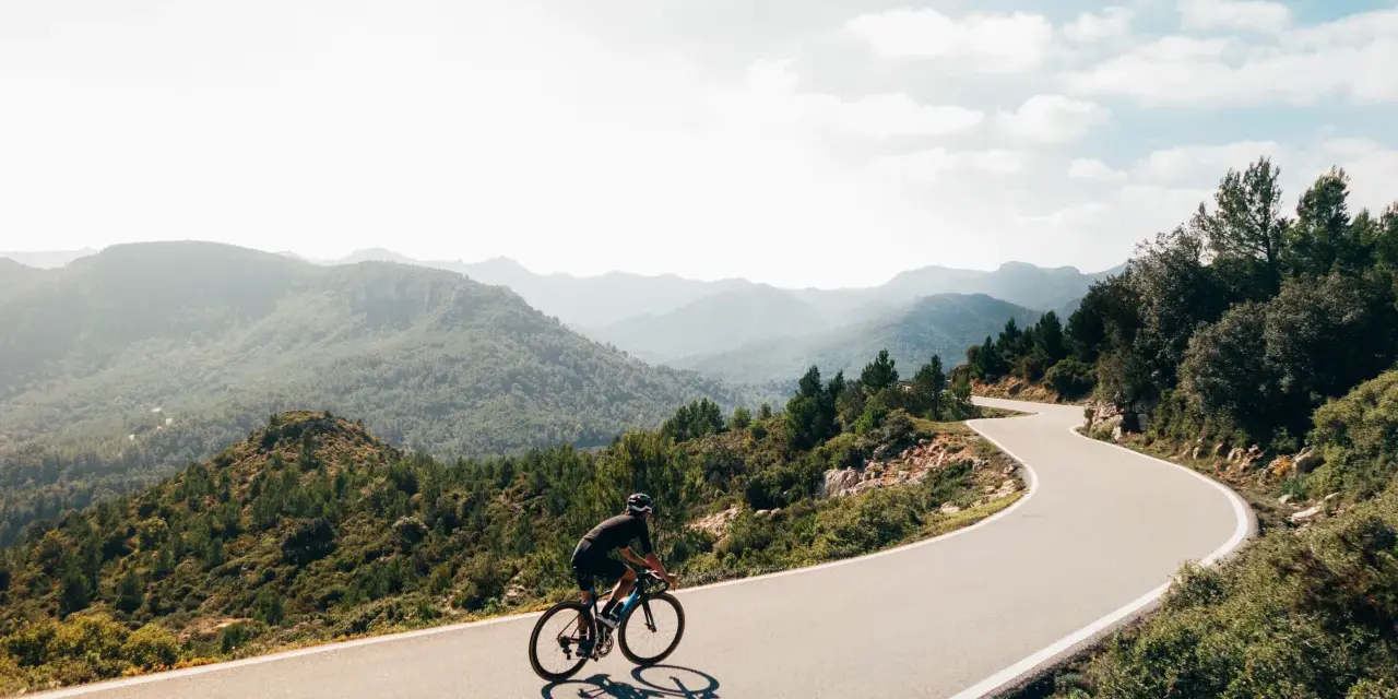 Tourmalet rozstrzygnął: żółta koszulka wróciła do Pogačara
