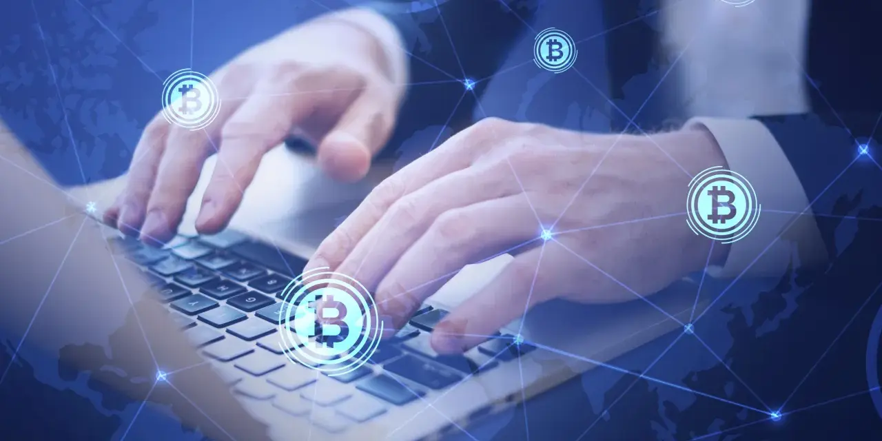 Jak zdecentralizowana platforma online zmienia transakcje i przejrzystość finansową?