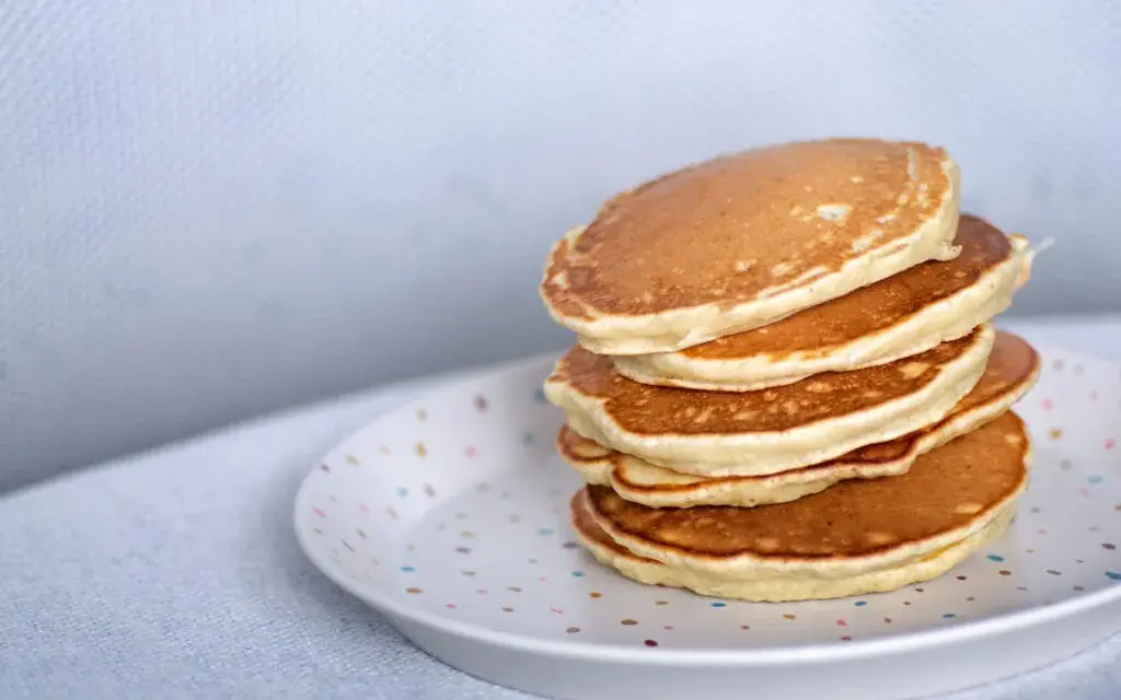 Przepis na zdrowe pancakes, które zaskoczą Twoje podniebienie